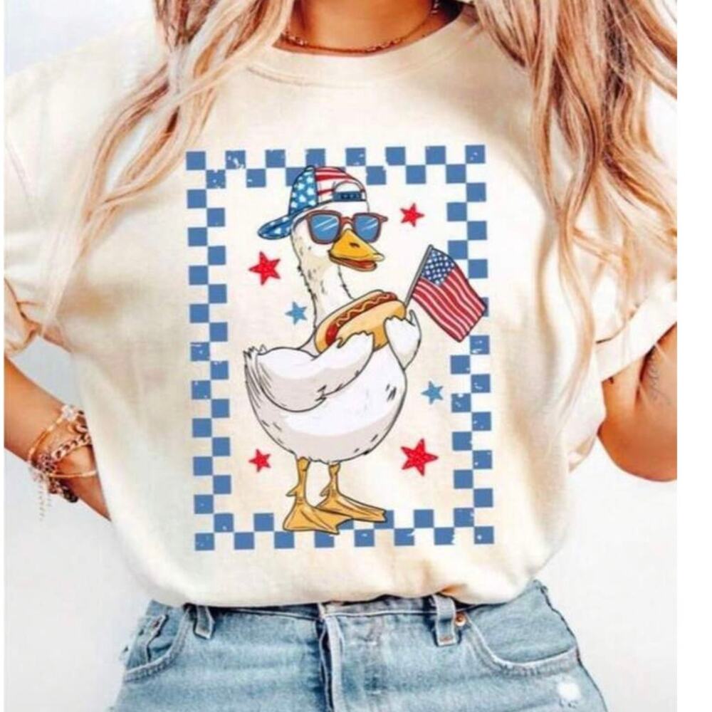 Patriotic Fourth of July Goose Size L Oversized T-shirt Funny Country Unisex